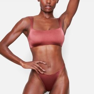 3/$30 🍓SKIMS STRETCH SATIN DIPPED THONG IN BERRY 3X 4X